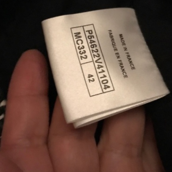 Like new chanel tweed  dress - Picture 6 of 12